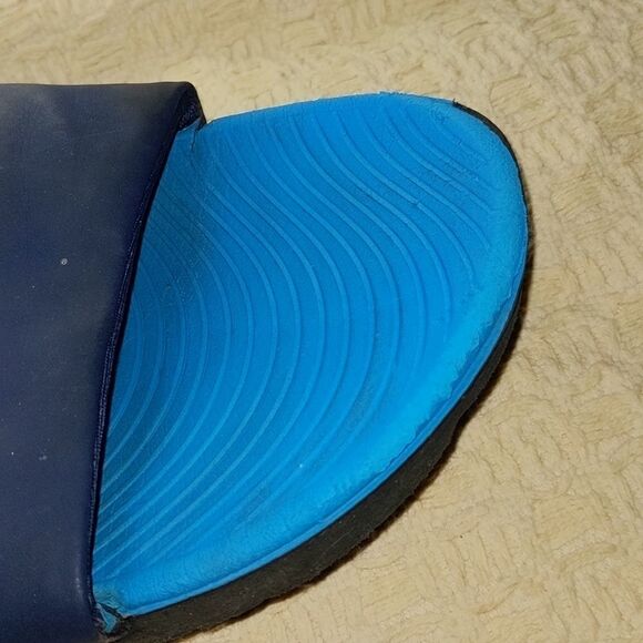 Nike slides Sandals Blue Size 5Y🌈5 for $25 - Picture 9 of 11